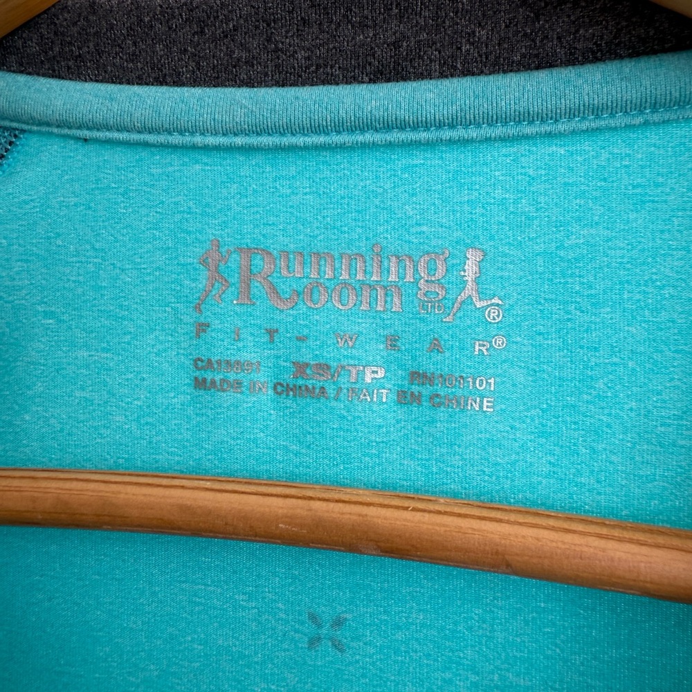 Running Room Longsleeve - Picture 4 of 7